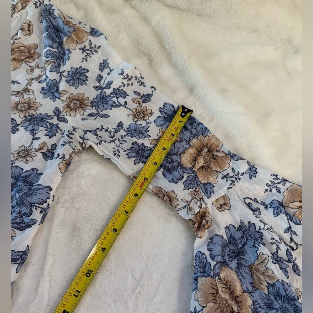 Umgee Blue & Tan Floral Bell Sleeve Boho, Romantic, Cottagecore Blouse - Picture 15 of 15